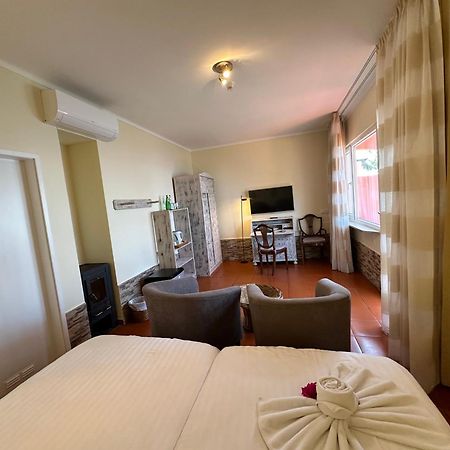 Inn & Art Madeira Canico  Ngoại thất bức ảnh