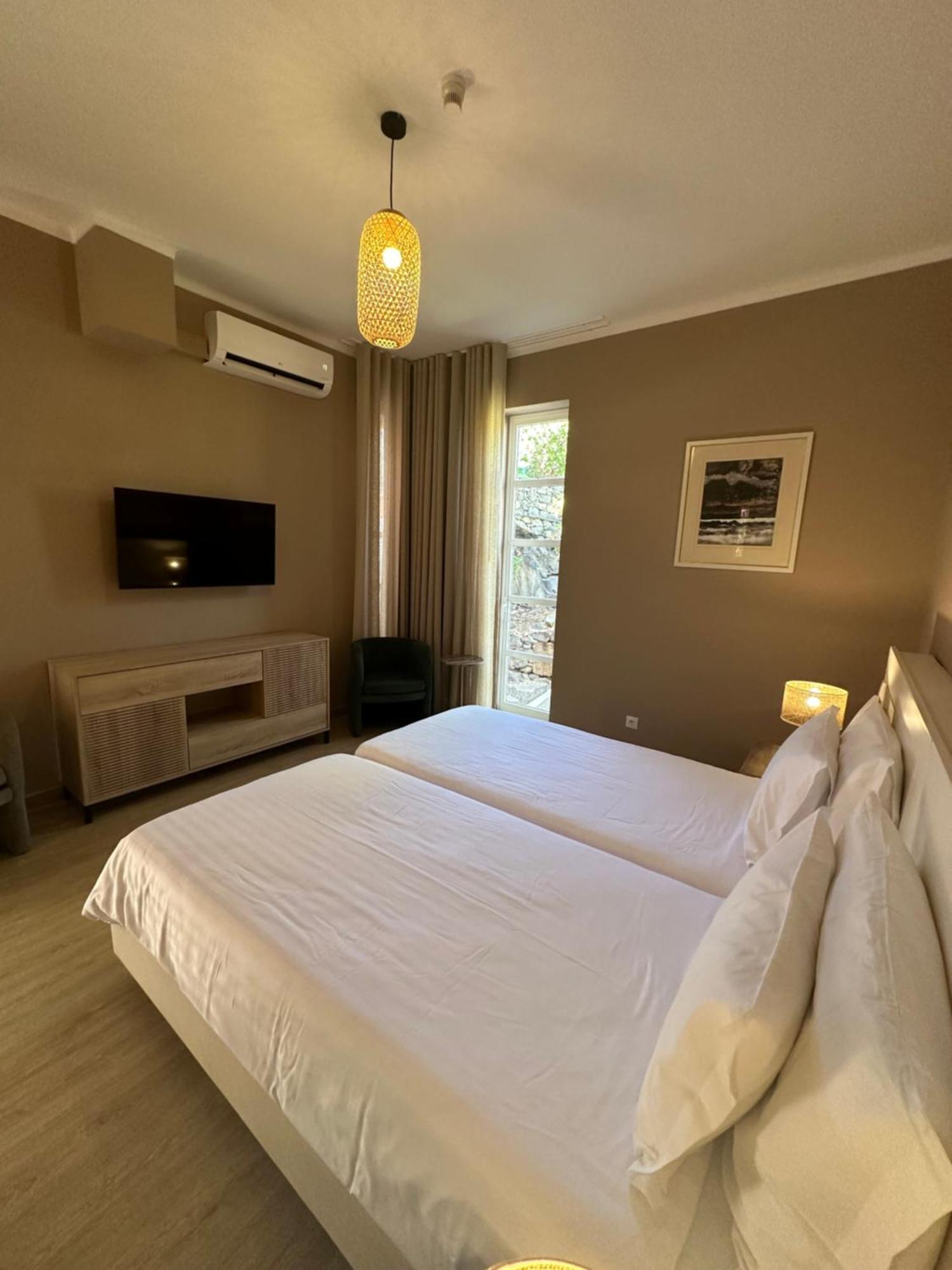 Inn & Art Madeira Canico  Ngoại thất bức ảnh